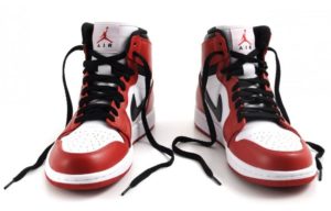 Nike Air Jordan 1 Retro Red красные 40-44